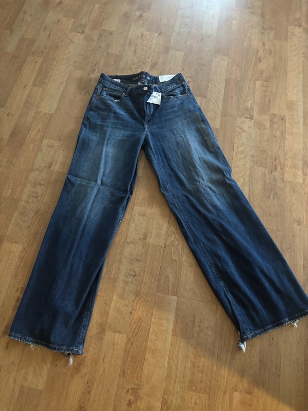 American Eagle Dreamy Drape Jeans